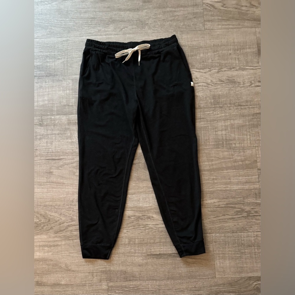 New Vuori Black Jogger Activewear Pants Size M - Picture 2 of 5